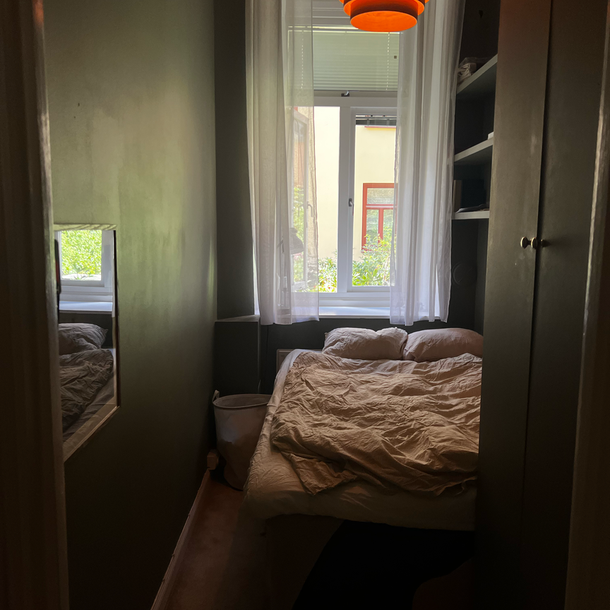 Sigtunagatan, Stockholm - Photo 1