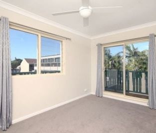 One Bedroom Unit in Heart of Hamilton! - Photo 1