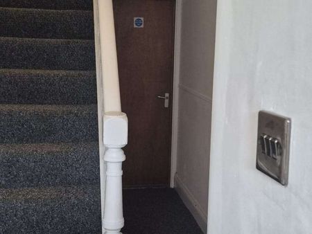 Room in a Shared House, Norfolk Street Room 4 - Photo 2