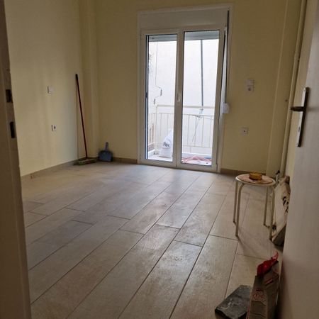Διαμέρισμα για ενοικίαση Άσπρα Χώματα (Νίκαια) - Photo 4