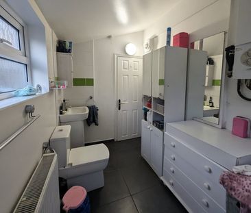 4 Bed Semi-Detached House, Southampton St, RG1 - Photo 5