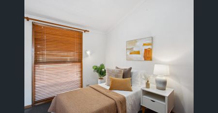 Coastal Family Home - Photo 5