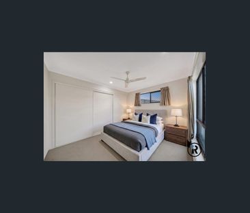 Spacious Two-Storey Family Home in Fernbrooke Estate! - Photo 6
