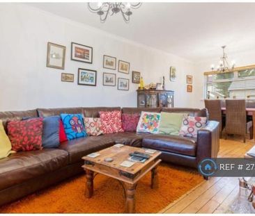 2 bedroom end of terrace house to rent - Photo 1