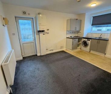 Saville Road Blackpool, FY1 - Photo 6