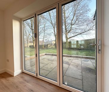 4 bedroom detached house to rent - Photo 2