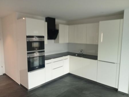 Helle wunderschöne 2 1/2 Zimmer Wohnung in Rebstein - Photo 3