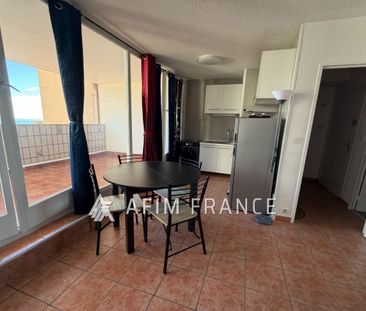 Joli studio meublé au 4? étage d'une résidence sécurisée avec - Photo 4