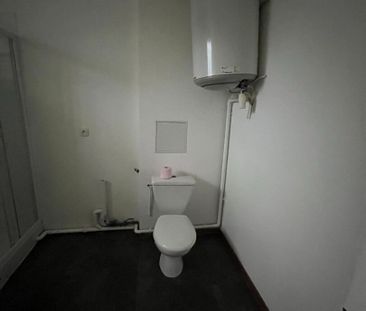 Location Appartement 2 pièces 39m² - Photo 2