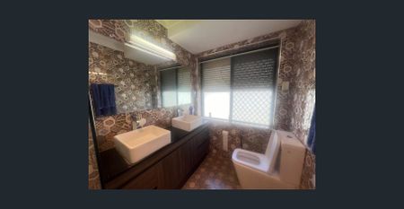 "Stunning Family Home for Rent in Picturesque Beechboro" - Photo 2