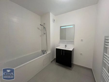 Appartement à louer 3 pièces 58m² - Photo 2