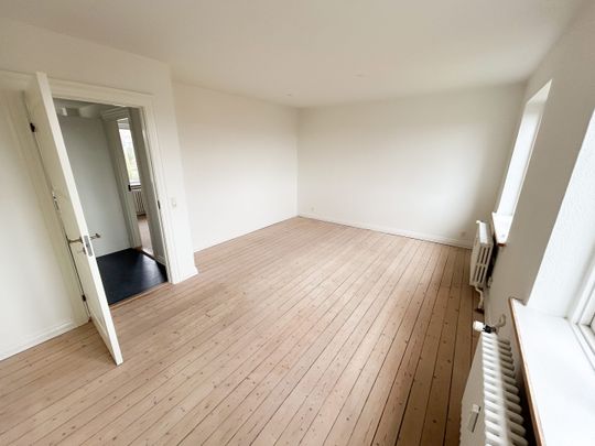 Lys og skøn 2-værelses lejlighed i Nørresundby - Foto 1