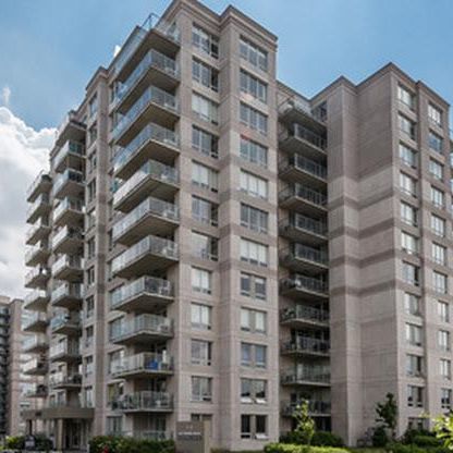 Spacious 3.5 in Laval | 1 Bed, 1 Bath Luxury Condo, Furnished or Unfurnished + FREE Parking | Available July 1! - Photo 1