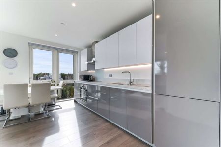 Immaculate two-bedroom apartment with a private balcony. - Photo 5