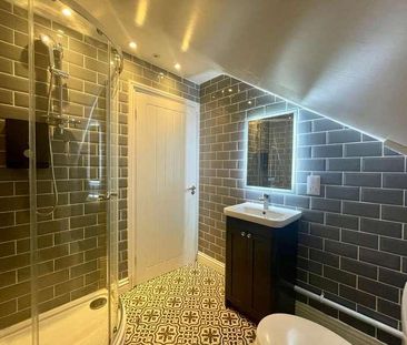 Stunning Bed Flat// Aug, LN2 - Photo 4