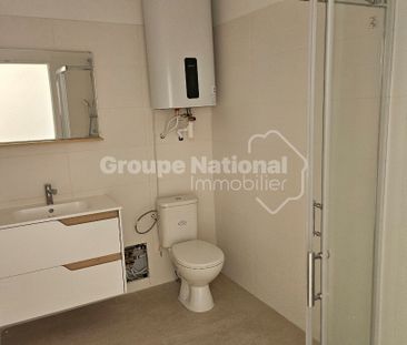 Appartement - T2 - CHATEAUNEUF LES MARTIGUES, - Photo 1