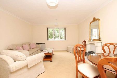 Weymouth Court, Bath, BA1 - Photo 5