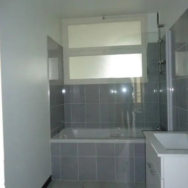 Appartement à louer 2 pièces 52m² - Photo 1