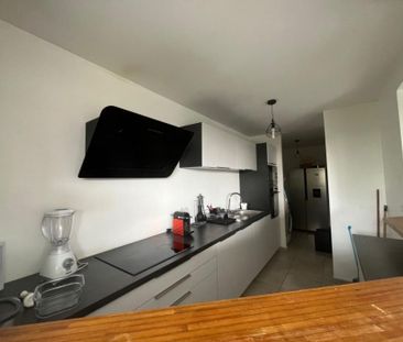 Location Appartement 88.9m² 4 pièces Fort de france - Photo 3