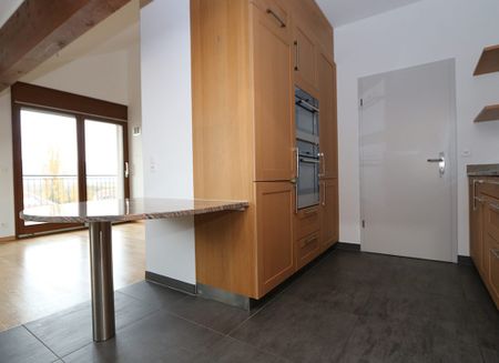 Appartement duplex de 7,5 pièces avec terrasse à Bernex - Photo 3