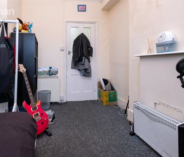 3 bedroom apartment to rent - Photo 5