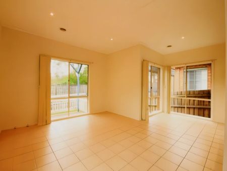 3 Bed, 2 Bath - Photo 2