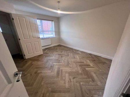 Kingsbrook, Aylesbury, HP22 - Photo 4