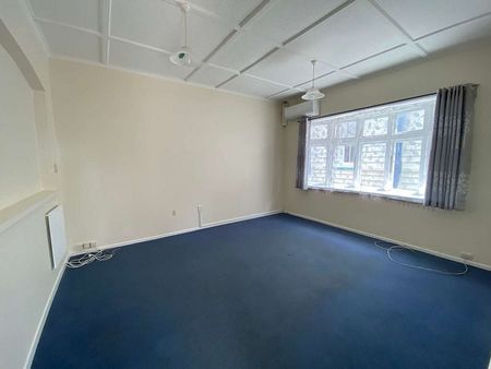 Quiet & Cozy 2-Bedroom Home in Miramar Location - Photo 4