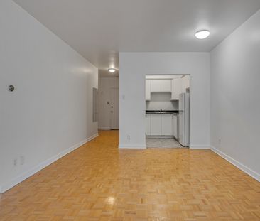 3484 Rue Stanley, #306 - Photo 1