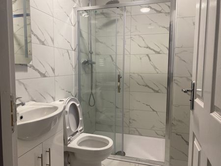 2 Bed Flat, Tanner St, IG11 - Photo 5