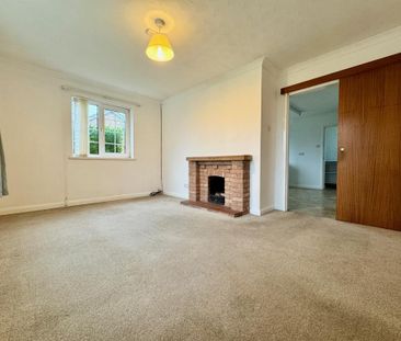 2 bedroom detached bungalow to rent - Photo 1