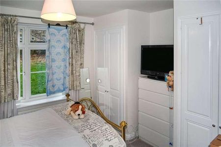 Odile Mews, Bingley, West Yorkshire, BD16 - Photo 4