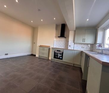 Springfield Lane, Leeds, Morley - Photo 6