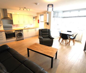 1 bedroom in a house share to rent - Photo 6