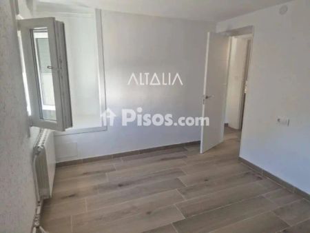 Chalet en alquiler en Avenida de los Reyes Católicos-Paseo de San Antonio - Foto 3