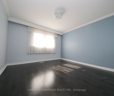 Detached Home For Lease | E8147026 - Photo 6