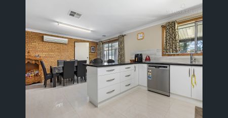 Beautifully Maintained and Recently Updated Home - Photo 3