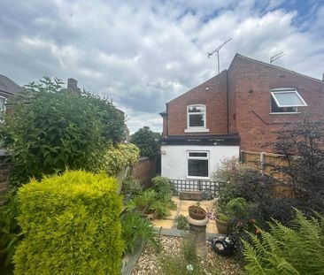 3 bedroom semi-detached house to rent - Photo 6