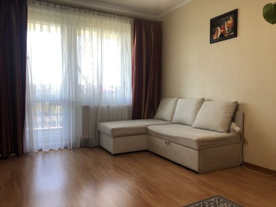 Mieszkanie dwupokojowe 47 m², blisko metra. - Photo 1