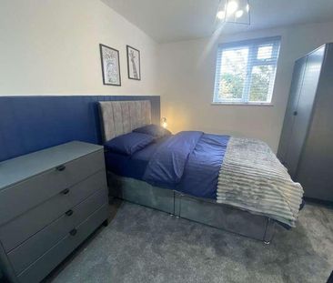 Newly Refurbished Ensuite Room With Kitchenette, PE1 - Photo 4