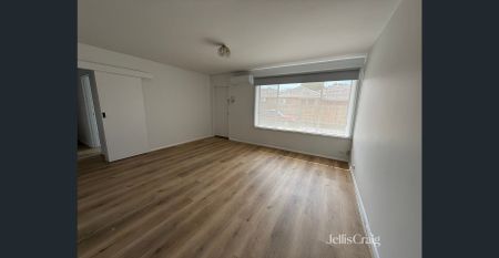 Two Bedroom Apartment - Photo 4