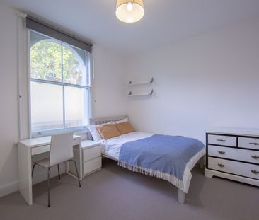 3 Bed Flat, St. Pancras Way, NW1 - Photo 4