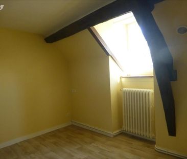 Pour visiter, appeler le 02.23.55.91.17 VITRE, Centre Ville, ce T1 ... - Photo 1