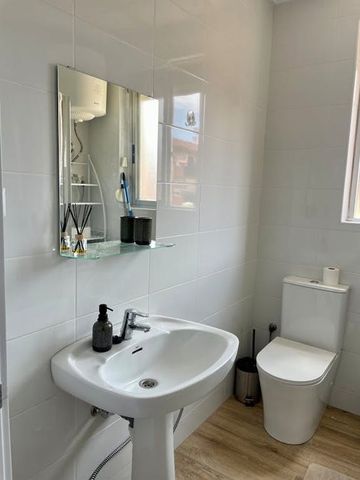 Avinguda Doctor Peset Aleixandre, Valencia, Valencian Community 46009 - Photo 5