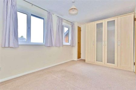 Beta Road, Woking, Surrey, GU22 - Photo 5