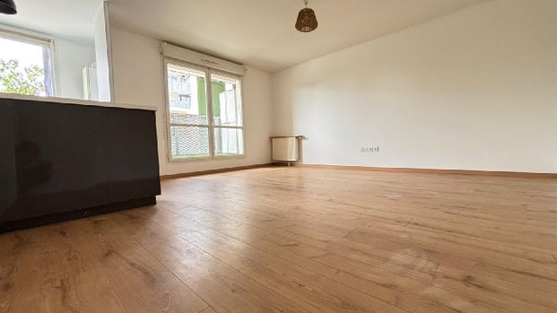 Location Appartement 3 pièces 64m² FOSSES 95470 - Photo 1