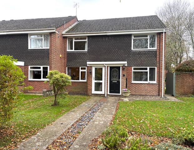 2 bedroom terraced house to rent - Photo 1