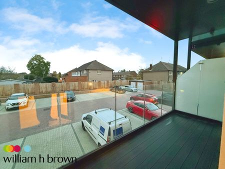 Purfleet Road, South Ockendon, Aveley - Photo 4