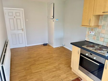 17 Carnvue Avenue, Newtownabbey, BT36 6RA - Photo 4