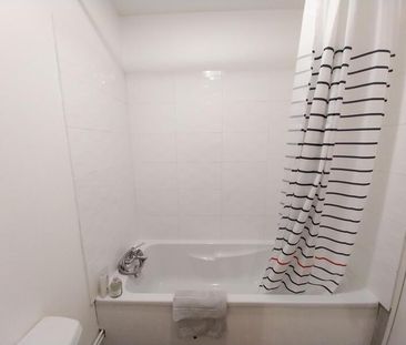 Location Appartement 2 Pièces 50 m² - Meublé - Photo 5